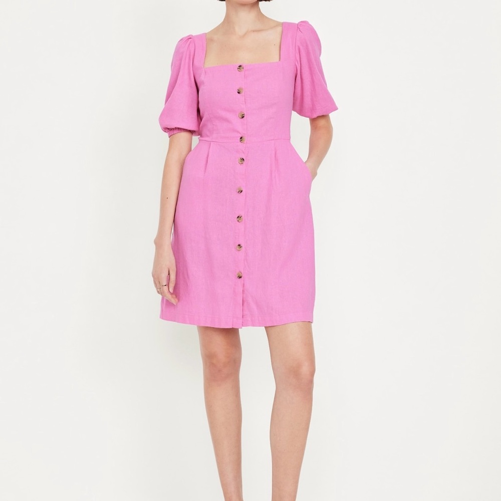 Elegant Pink Button-Down Dress